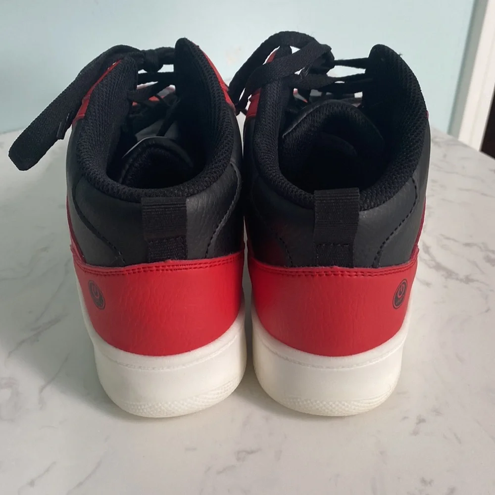 Skechers high tops - Picture 10 of 11